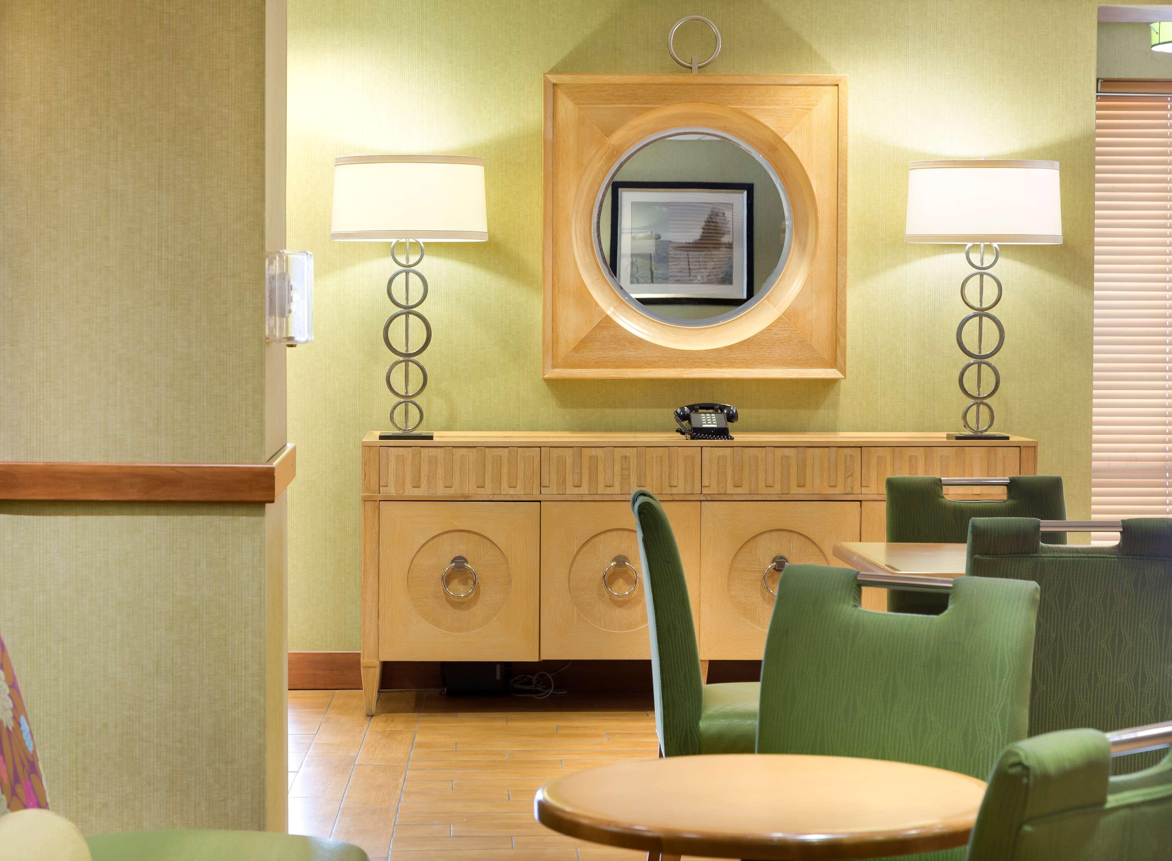 Hampton Inn Harrisonburg - University Екстер'єр фото