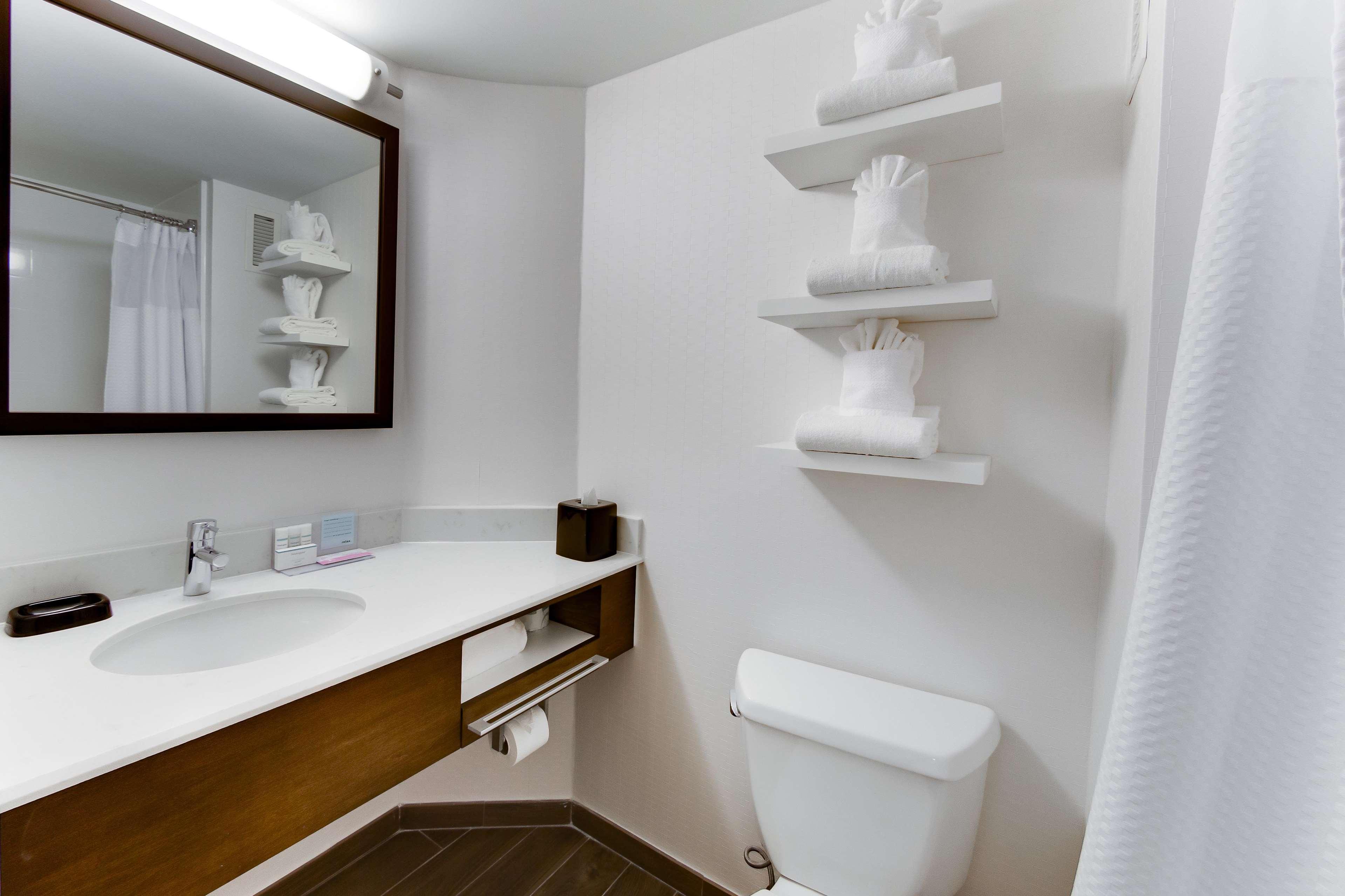 Hampton Inn Harrisonburg - University Екстер'єр фото