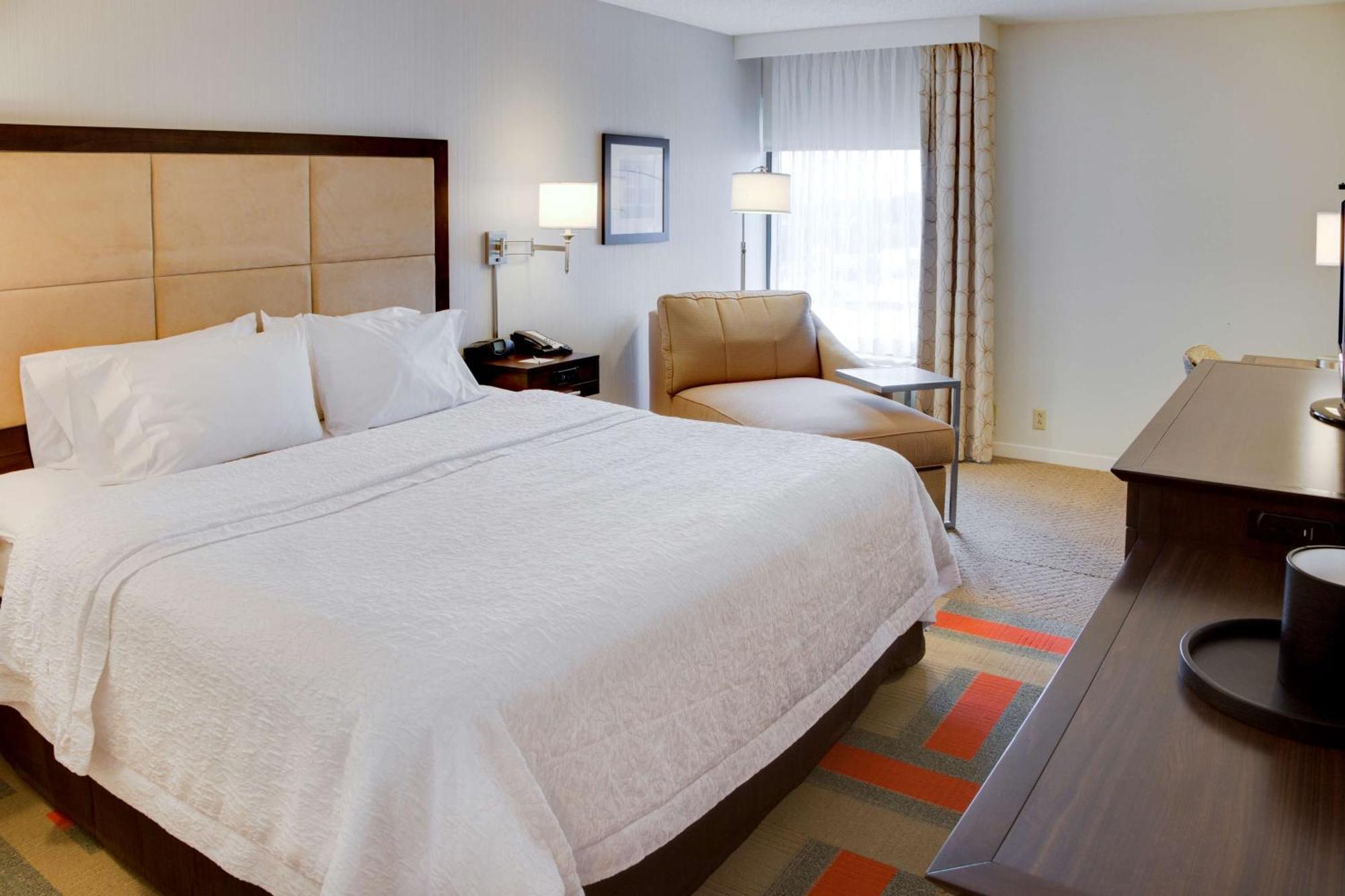 Hampton Inn Harrisonburg - University Екстер'єр фото