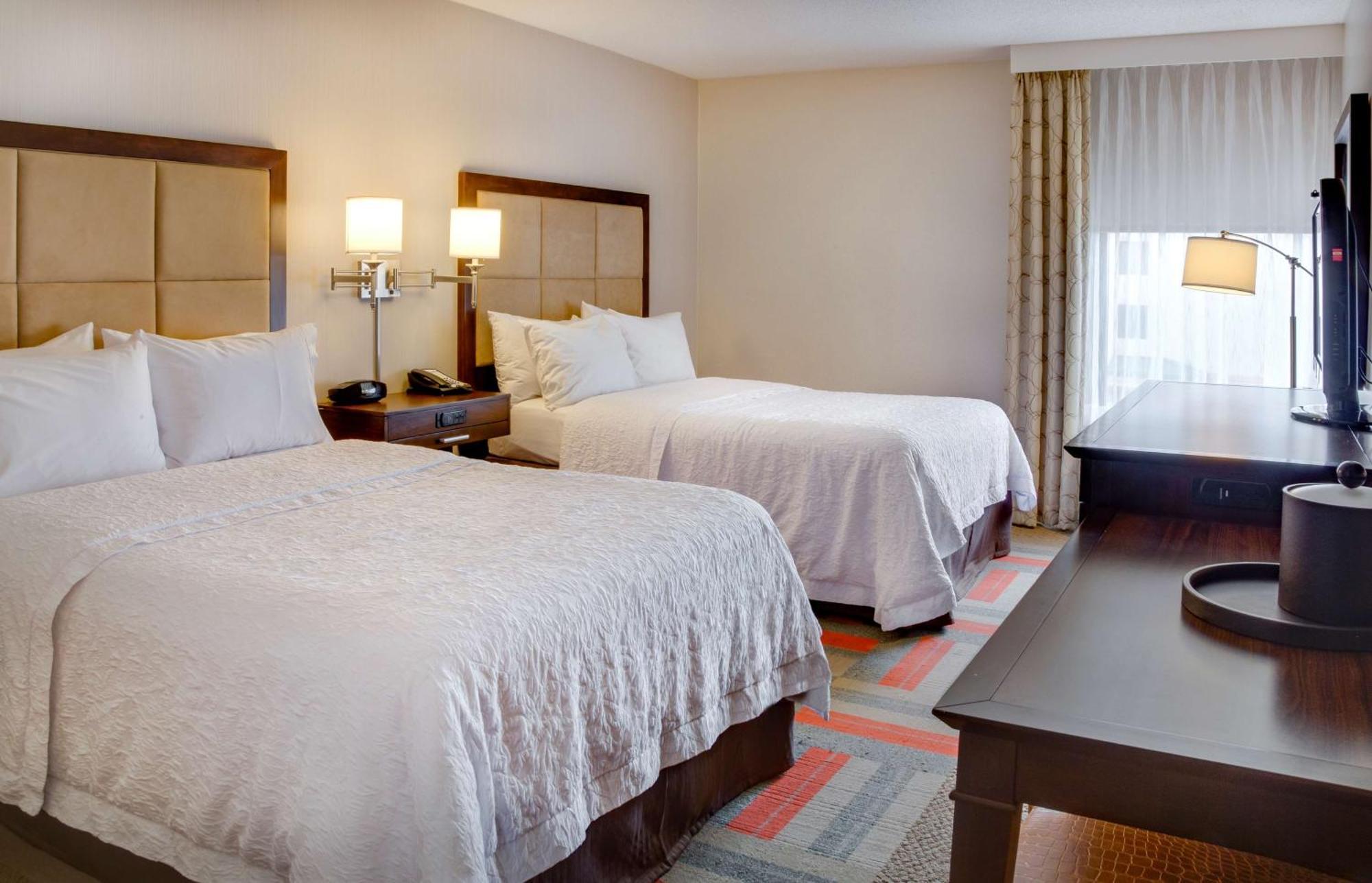 Hampton Inn Harrisonburg - University Екстер'єр фото
