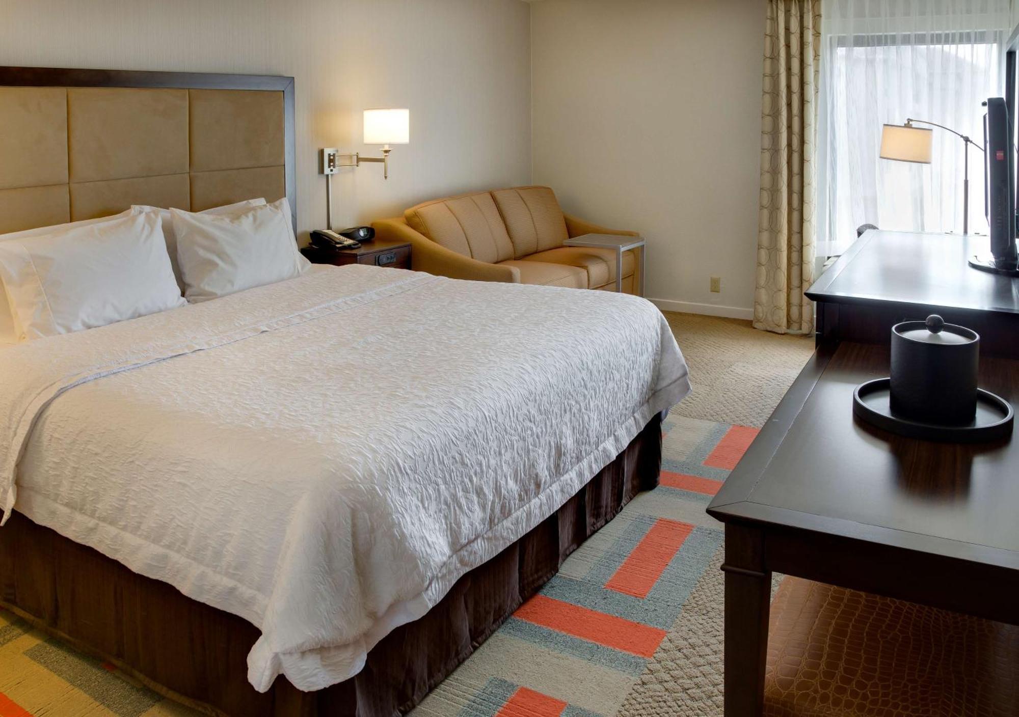 Hampton Inn Harrisonburg - University Екстер'єр фото