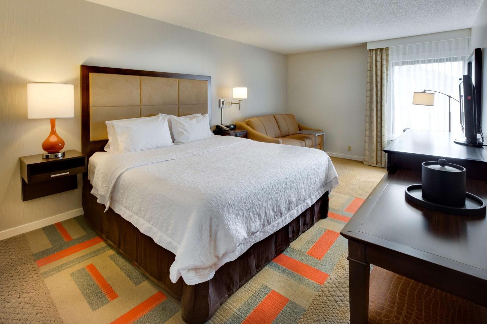 Hampton Inn Harrisonburg - University Екстер'єр фото
