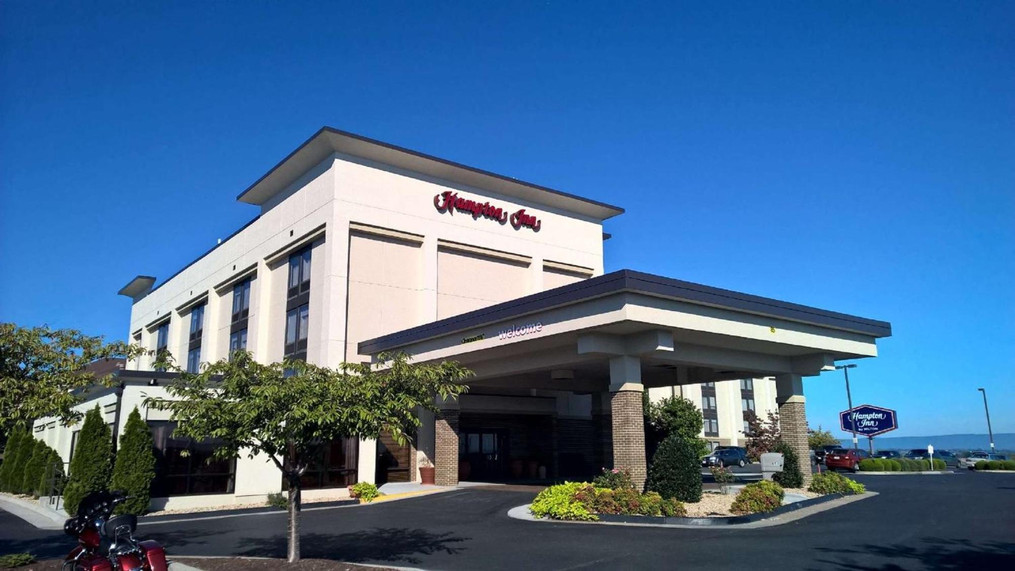 Hampton Inn Harrisonburg - University Екстер'єр фото