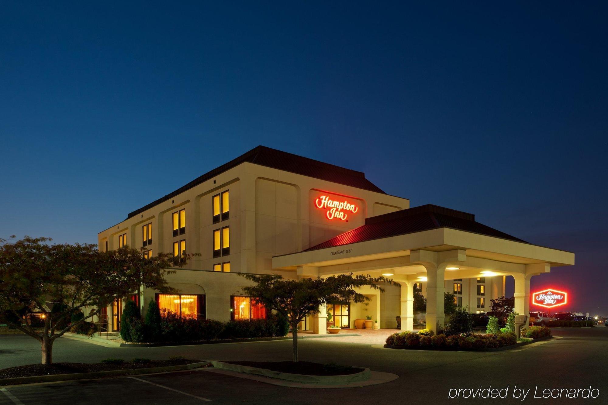 Hampton Inn Harrisonburg - University Екстер'єр фото
